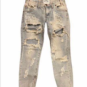 One Teaspoon Trashed Free Birds 26 light wash.